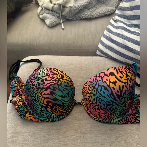 Victoria's Secret Multicolor Push-Up Bra - Picture 1 of 3